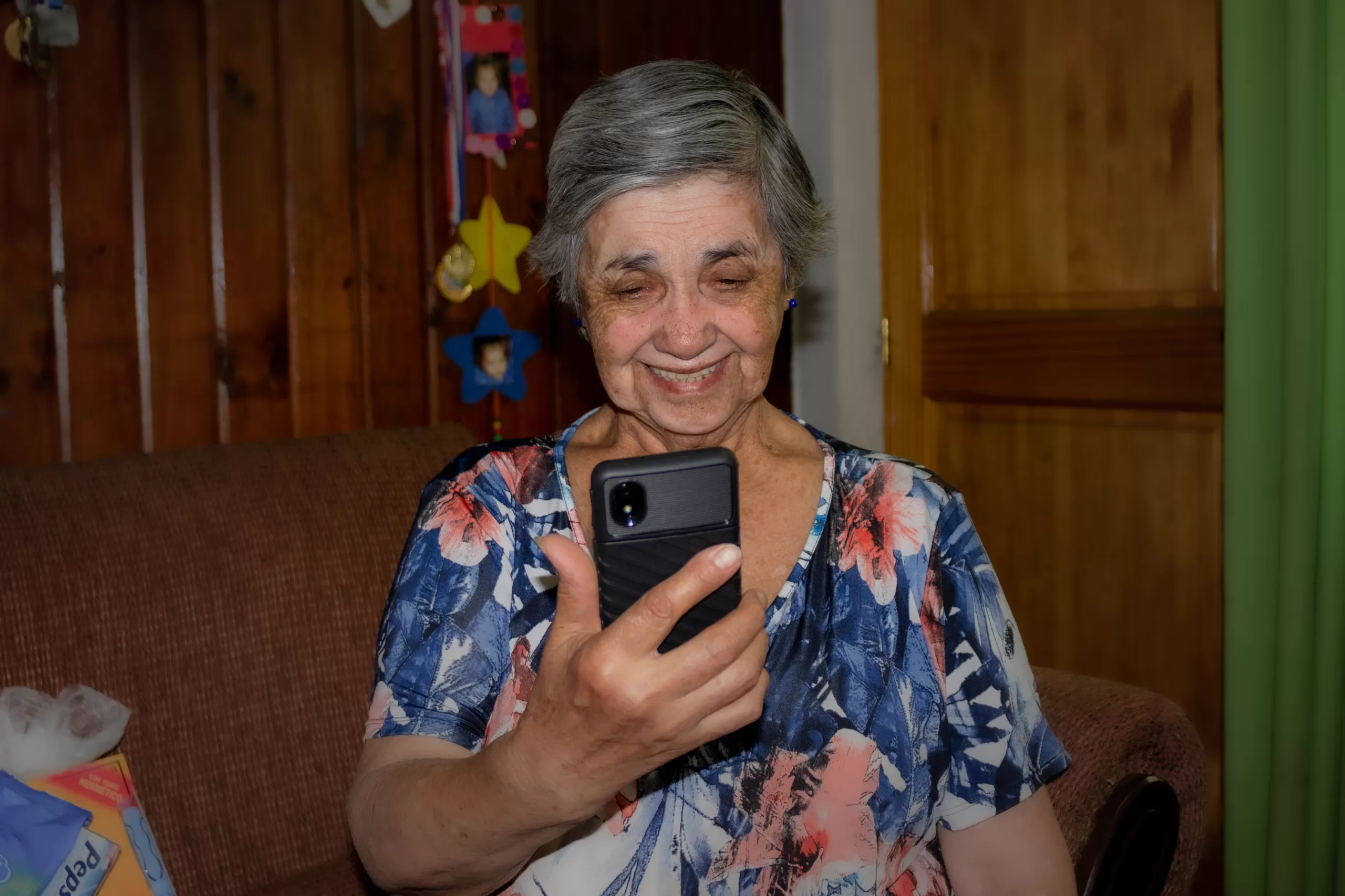 Beneficiaria Conecta Mayor