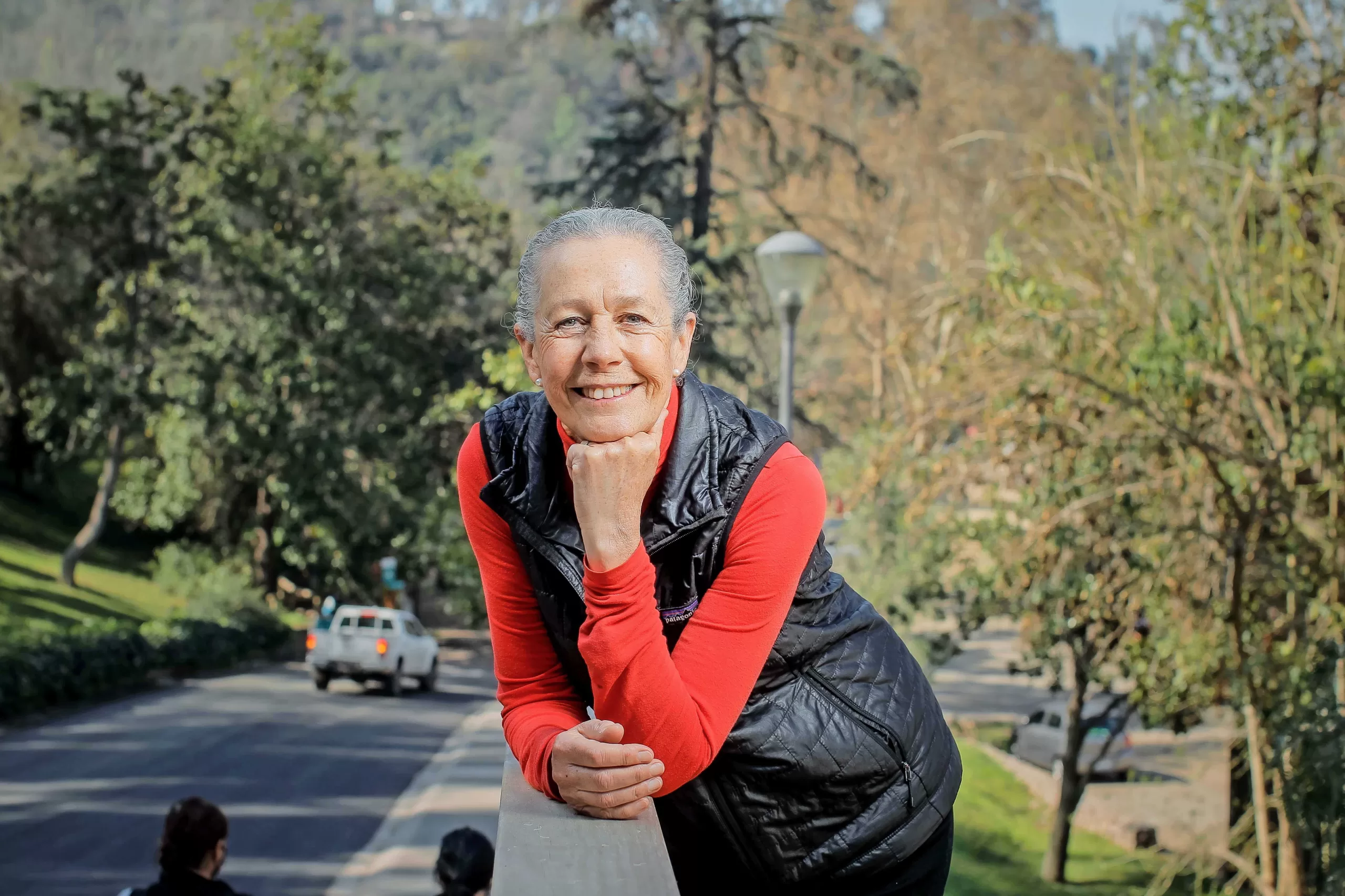 Mundo Mayor de El Mercurio portada con Ximena Abogabir